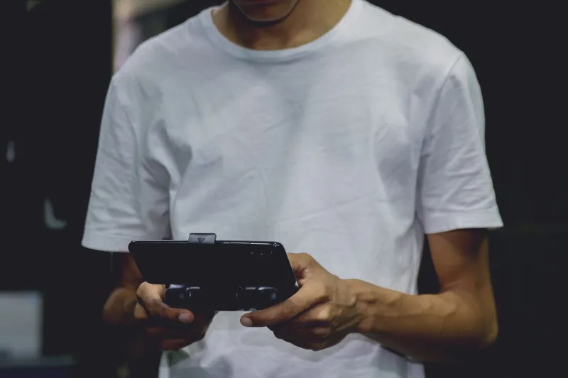 Phone Coolers Put to the Test: We Gamed for Hours to Find Out What Actually Keeps Your Device Cool